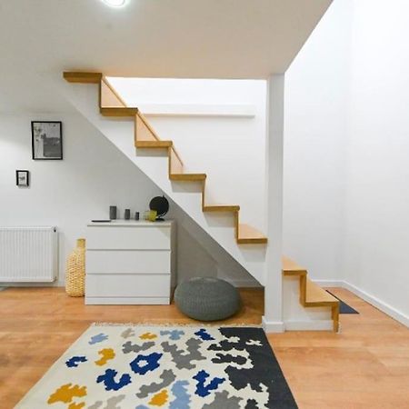 2 Bedroom Flat In Damjanich Str., Hirsch Budapest Exterior photo